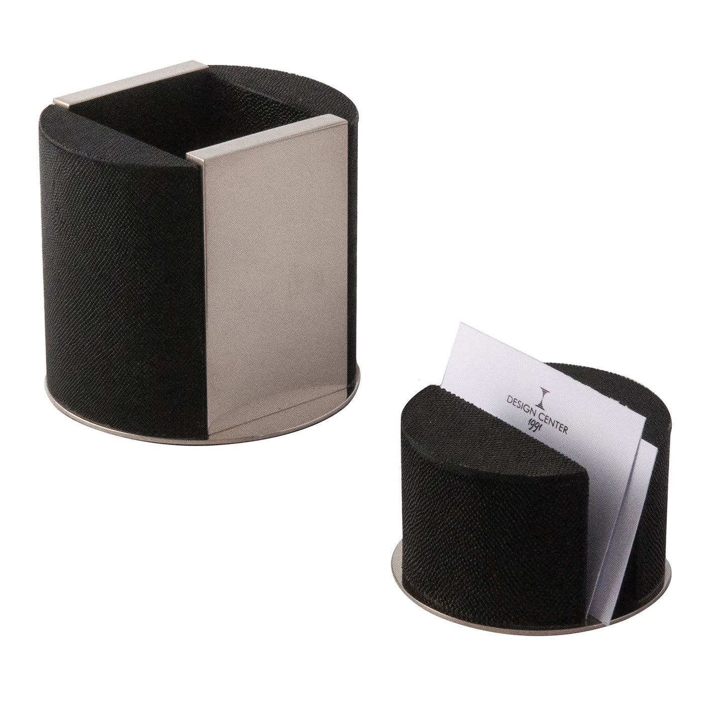 Set da scrivania nero Galucharme di Nino Basso