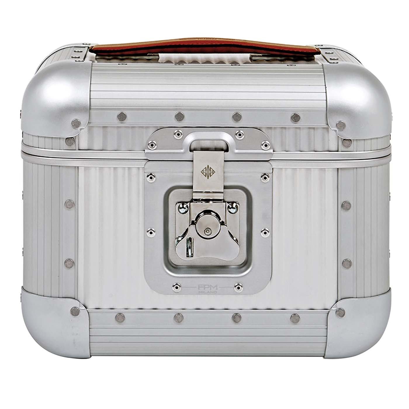 Bank Vanity in Moonlight Silver di Marc Sadler