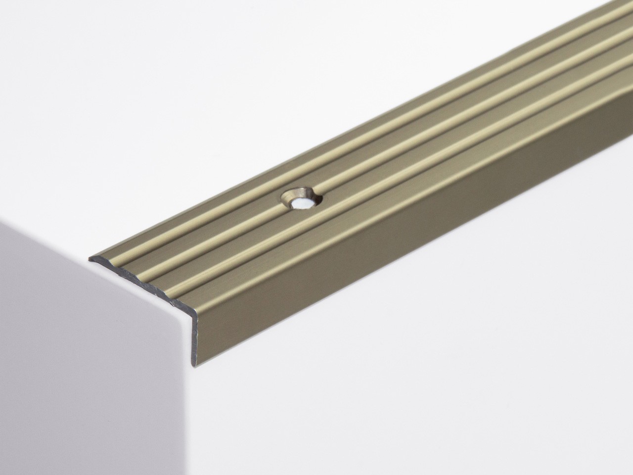 Profilo Gradino Global Lvt Step Titanio 2-8mm 2,7m-77310