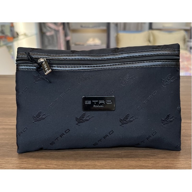 BUSTINA CON CERNIERA FRONTALE NERA 20X13X3 CM. ETRO PROFUMI