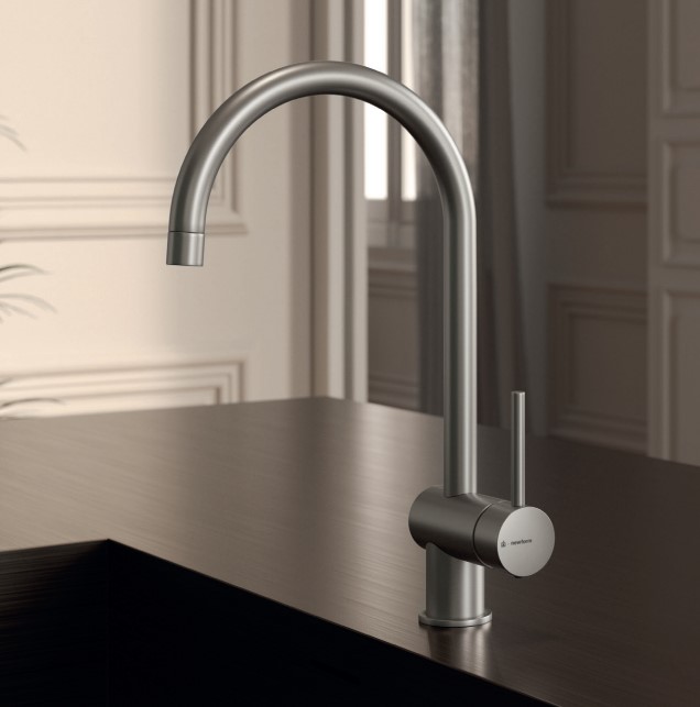 Miscelatore monocomando con bocca tonda girevole XT Newform