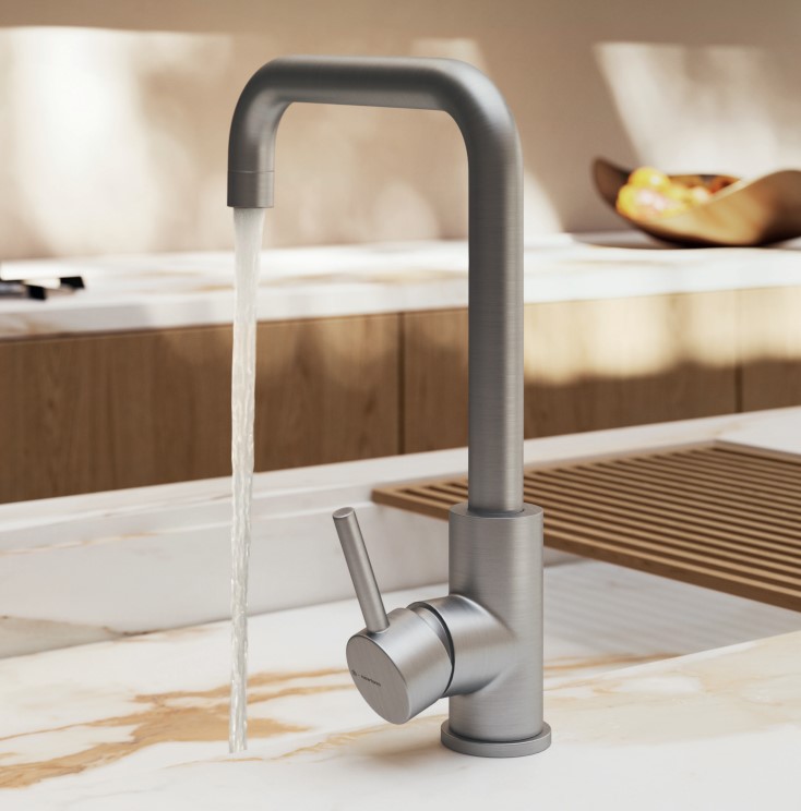 Miscelatore con bocca quadra Real Steel Newform