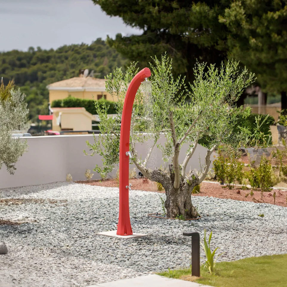 Doccia solare con lavapiedi New Happy 220 Arkema