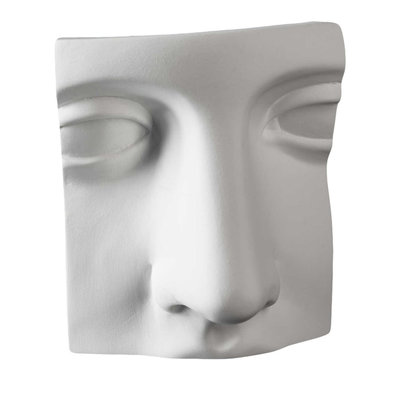 Scultura bianca di Naso Giunone